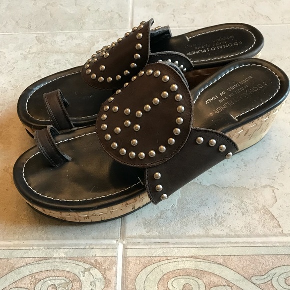 Donald J. Pliner | Shoes | Donald J Pliner Sheba Peace Sign Sandals Size 8  | Poshmark